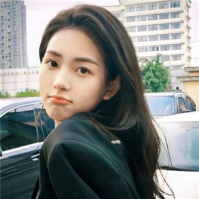 我的同桌是校花